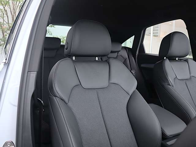 Q5スポーツバック40 TDI クワトロ Sライン ディーゼル 4WD