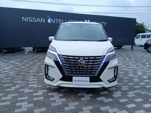 セレナ1.2 e-POWER ハイウェイスターV