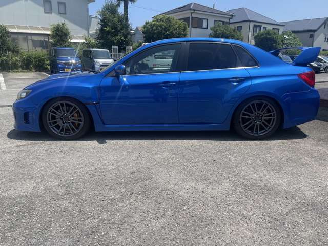 インプレッサWRX2.0 WRX STI スペックC 18インチタイヤ仕様 4WD