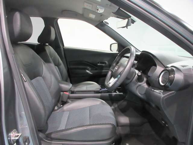 キックス1.2 X FOUR 90周年記念車 (e-POWER) 4WD