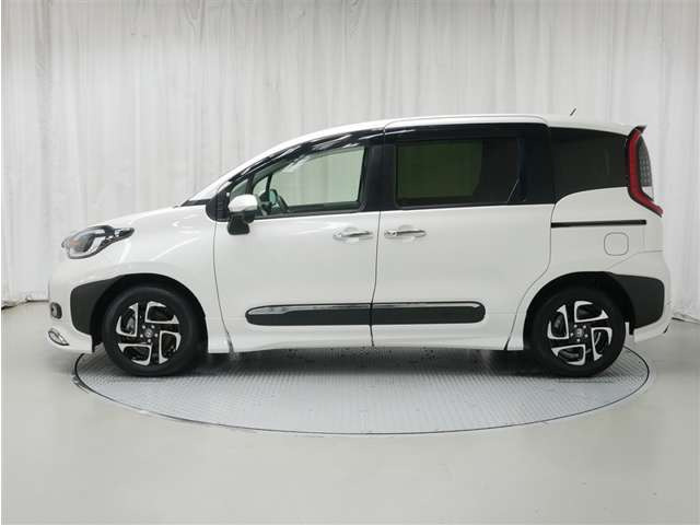 シエンタハイブリッド 1.5 Z E-Four 4WD