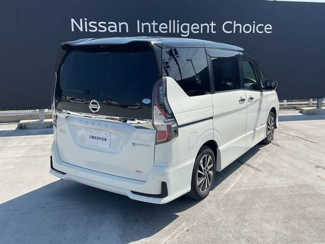 セレナ1.2 e-POWER ハイウェイスターV