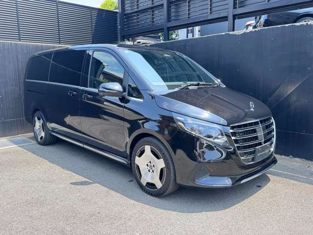 VクラスV220d エクスクルーシブ ロング プラチナスイート