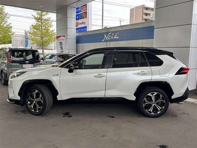 RAV42.5 プラグインハイブリッド Z E-Four 4WD