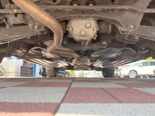 下回りがきれいなうちに、防錆加工の施工がオススメ。降雪地域はもちろん、沿岸部にお住いの方や、趣味でマリン・ウィンタースポーツをされる方にご好評いただいております。