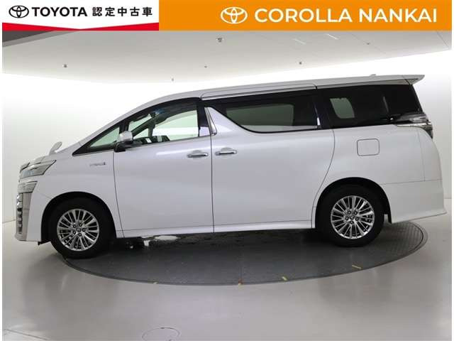 ヴェルファイアハイブリッド 2.5 ZR E-Four 4WD