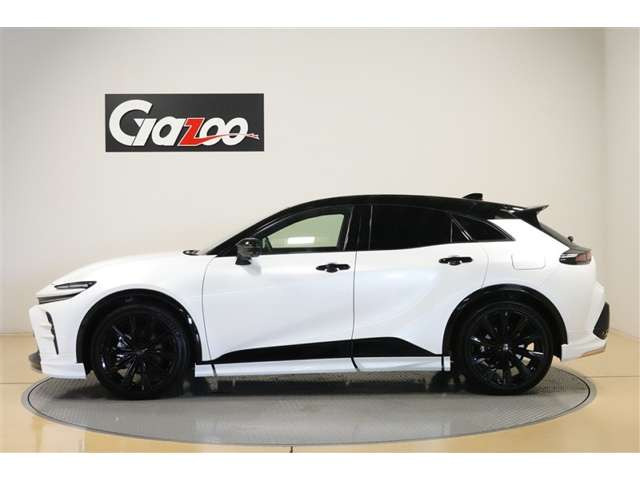 クラウンスポーツ2.5 Z E-Four 4WD