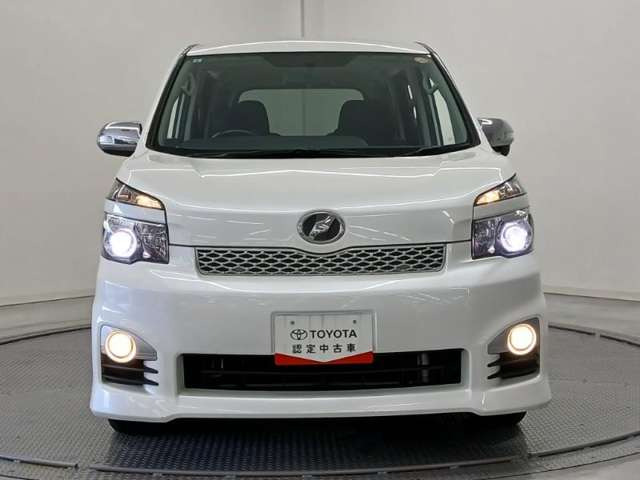 ヴォクシー2.0 ZS 煌