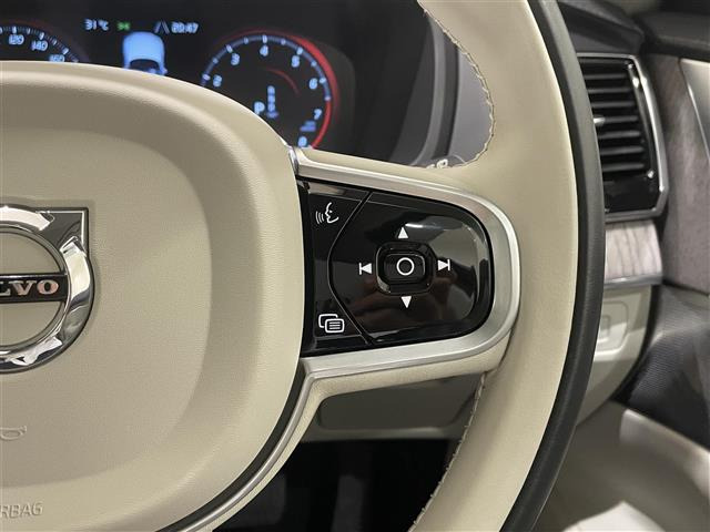 XC90B6 AWD インスクリプション 4WD