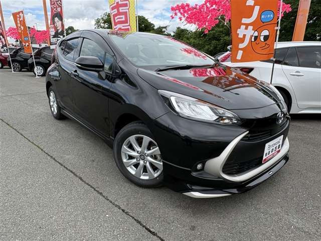 アクア1.5 G E-Four 4WD