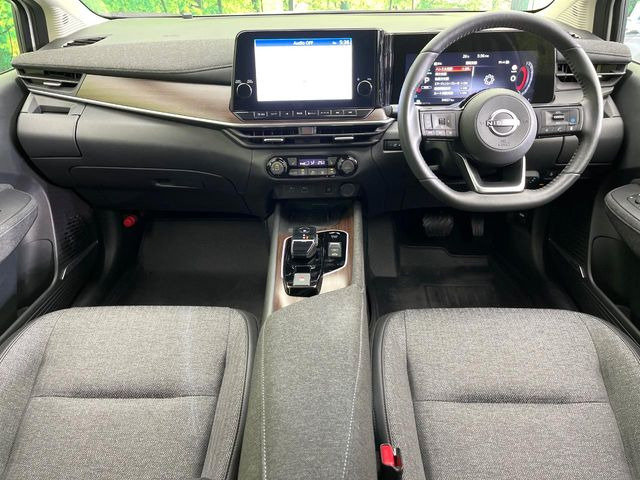 ノートオーラ1.2 G FOUR 4WD