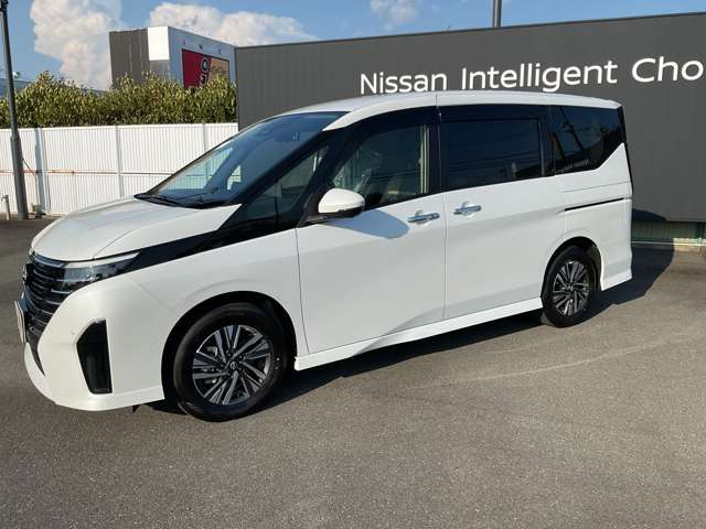 セレナ1.4 e-POWER ハイウェイスターV