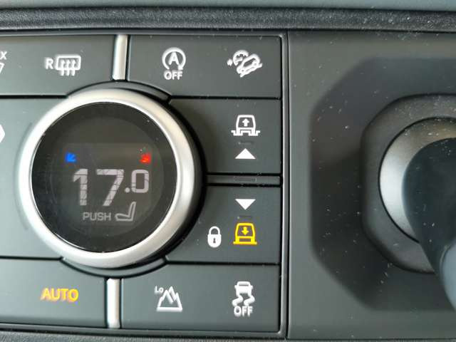 ディフェンダー110 S 3.0L D350 ディーゼル 4WD