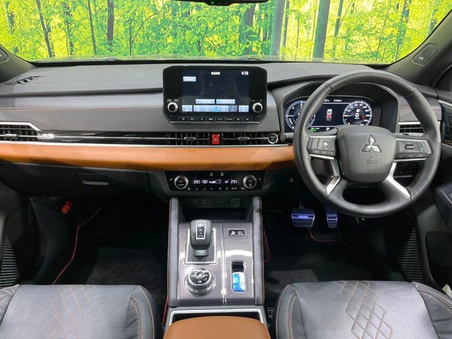 アウトランダーPHEV 2.4 P 4WD