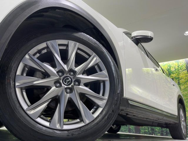 �y����19�C���`�A���~�z�C�[���z�O�ςɃ}�b�`���������A���~�z�C�[���𑕒����Ă���܂��B�e��ЊO�A���~�z�C�[����A�X�^�b�h���X�^�C�����戵�����Ă���܂��B���񂲑��k����������