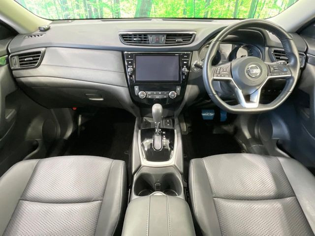 エクストレイル2.0 20Xi