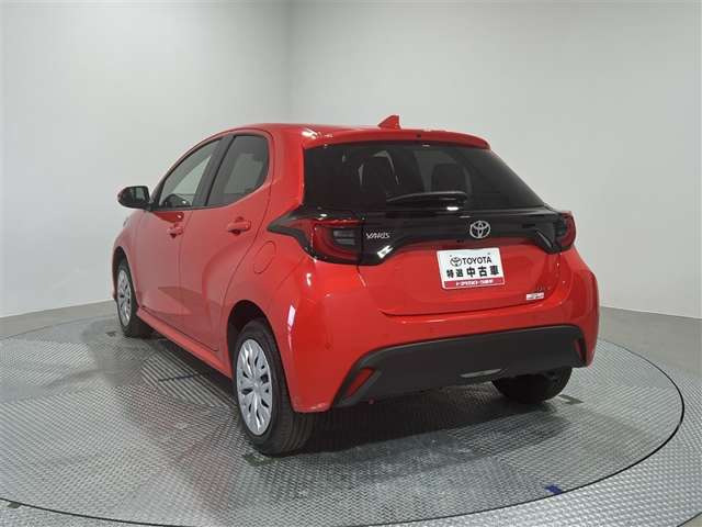 ヤリス1.5 ハイブリッド G E-Four 4WD