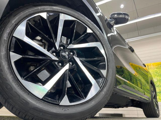 �y�����A���~�z�C�[���z�O�ςɃ}�b�`���������A���~�z�C�[���𑕒����Ă���܂��B�e��ЊO�A���~�z�C�[����A�X�^�b�h���X�^�C�����戵�����Ă���܂��B���񂲑��k����������