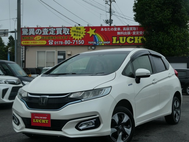 フィット1.5 ハイブリッド L ホンダセンシング 4WD