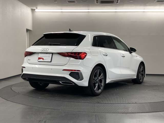 A3スポーツバック30 TFSI Sライン