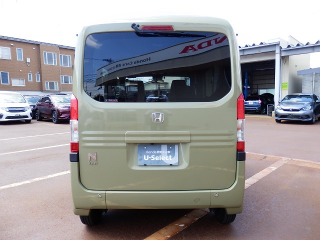 N-VAN+スタイル ファン ターボ  4WD