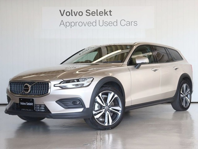 V60クロスカントリーウルトラ B5 AWD 4WD