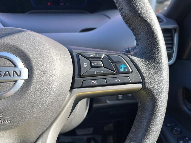 セレナ1.2 e-POWER ハイウェイスターV