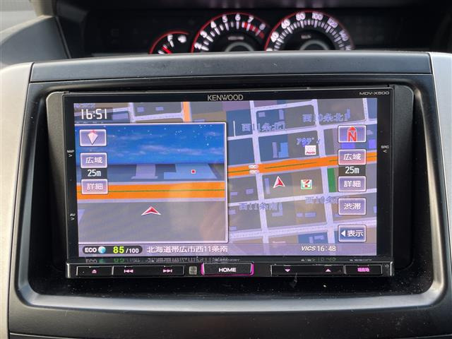 ヴォクシー2.0 ZS 4WD