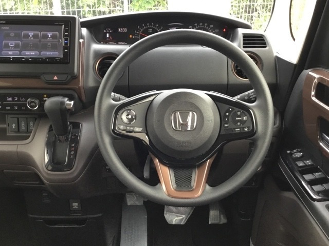 N-BOXG L ホンダセンシング カッパーブラウンスタイル