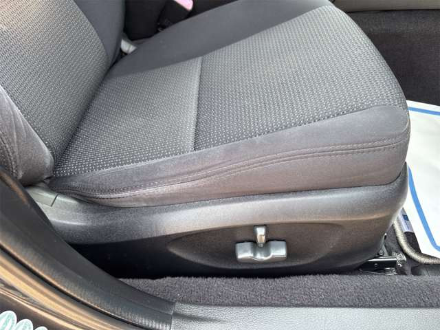 運転席パワーシート