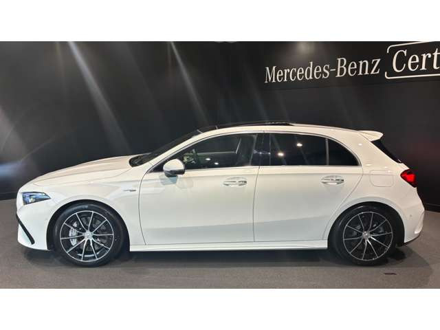 AクラスAMG A35 4マチック 4WD
