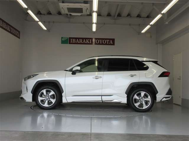 RAV42.5 ハイブリッド G E-Four 4WD