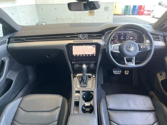 アルテオンRライン 4モーション アドバンス 4WD