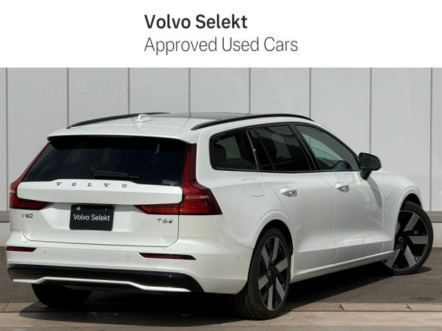 V60ウルトラ T6  AWD プラグインハイブリッド 4WD