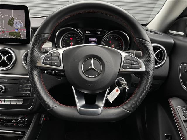 CLAシューティングブレークCLA180 AMGスタイル