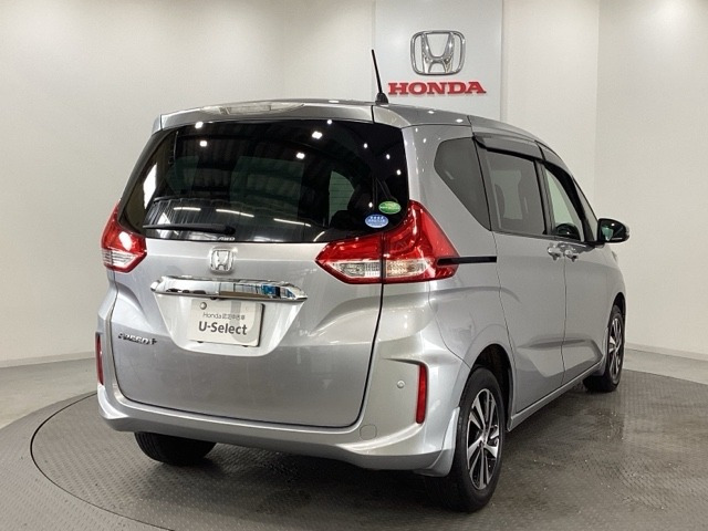 フリード+1.5 G ホンダセンシング 4WD