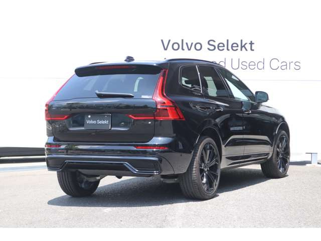 XC60ウルトラ T6 AWD プラグイン ハイブリッド ブラック エディション 4WD