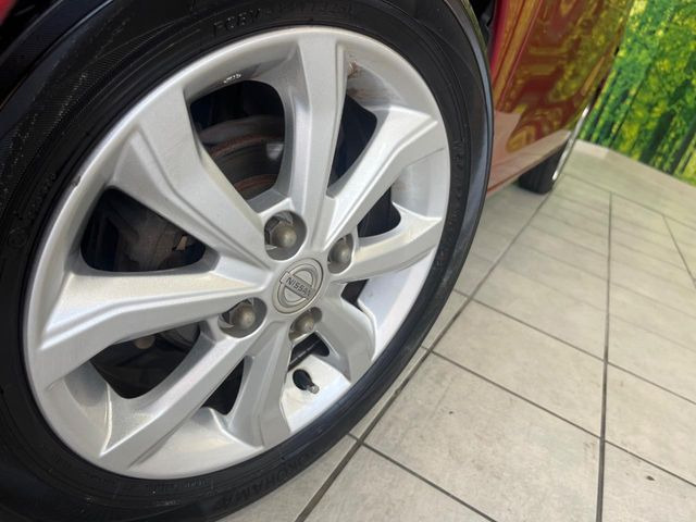 �y����14�C���`�A���~�z�C�[���z�O�ςɃ}�b�`���������A���~�z�C�[���𑕒����Ă���܂��B�e��ЊO�A���~�z�C�[����A�X�^�b�h���X�^�C�����戵�����Ă���܂��B���񂲑��k����������