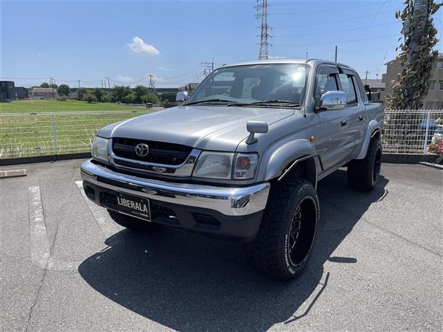 ハイラックススポーツピックアップ 2.0 ダブルキャブ 標準ボディ 4WD