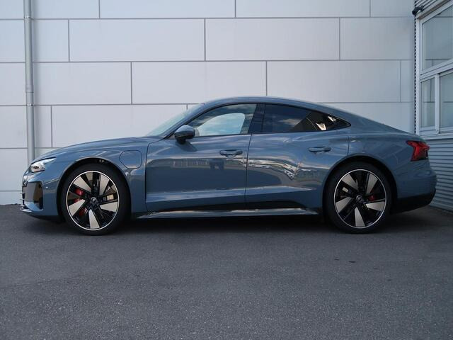 e-tron GT クワトロ4WD