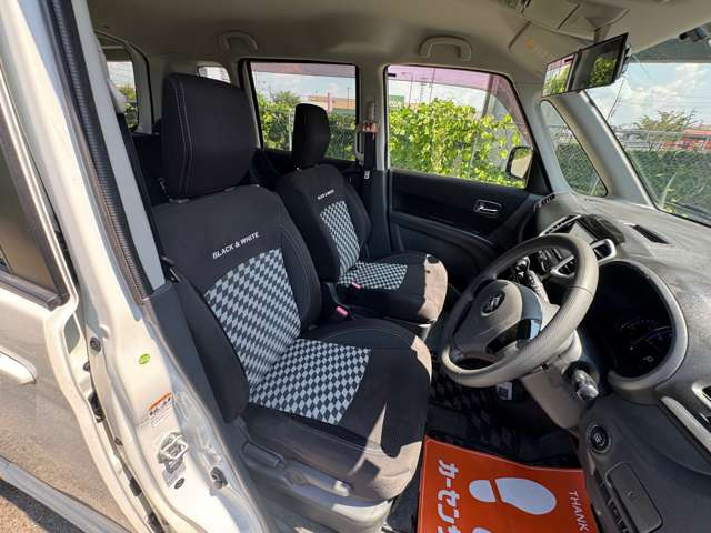 内装です☆納車前にクリーニングも実施致します☆