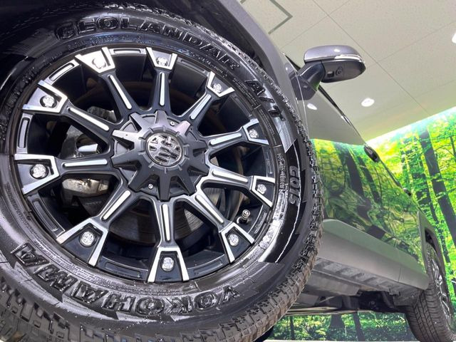 �y�N�����\����17�C���`�A���~�z�C�[���z�O�ςɃ}�b�`�����A���~�z�C�[���𑕒����Ă���܂��B�e��A���~�z�C�[����A�X�^�b�h���X�^�C�����戵�����Ă���܂��B���񂲑��k����������