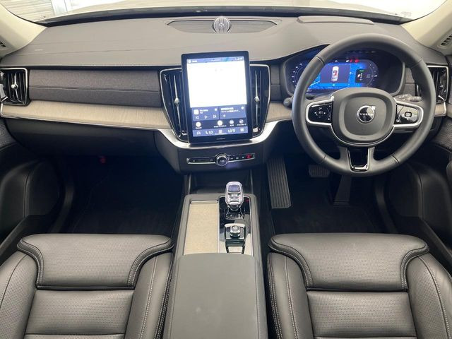XC90ウルトラ T8 AWD プラグインハイブリッド 4WD