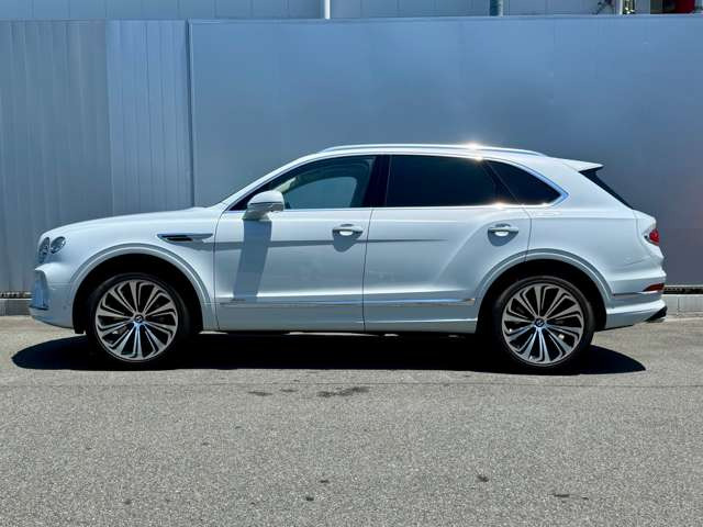 ベンテイガアズール 4WD