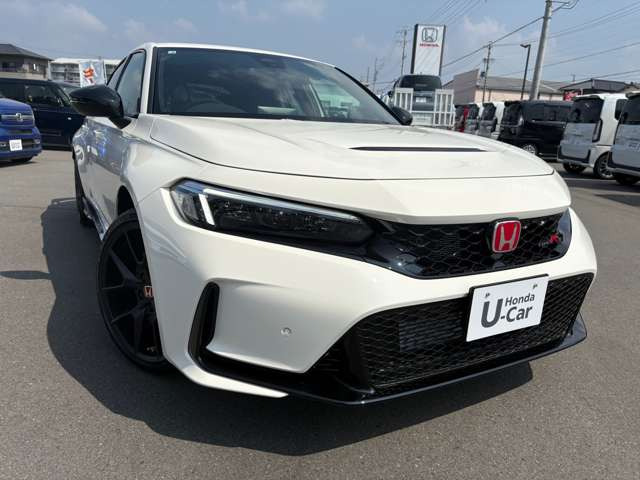 シビックタイプR2.0 レーシング ブラックパッケージ