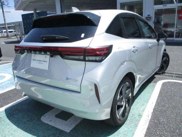 ノートオーラ1.2 G レザーエディション