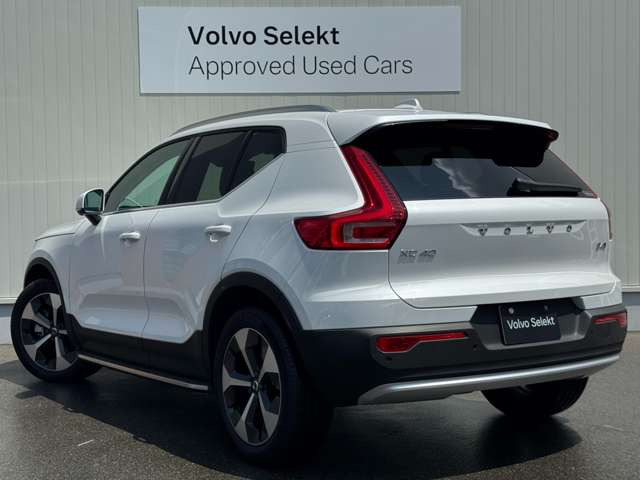 XC40ウルトラ B4 AWD 4WD