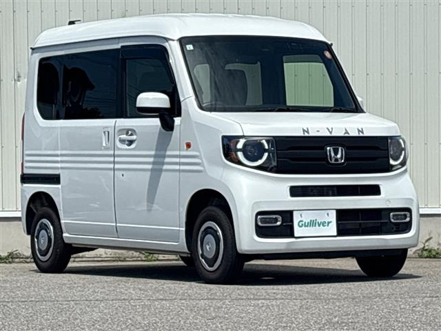 N-VAN+スタイル ファン 4WD