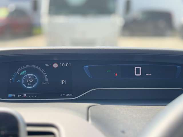 セレナ1.2 e-POWER ハイウェイスターV