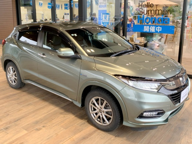 ヴェゼル1.5 ハイブリッド Z ホンダセンシング 4WD
